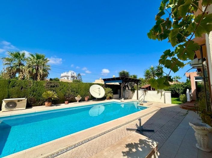 Image No.7-Villa de 3 chambres à vendre à Orihuela Costa