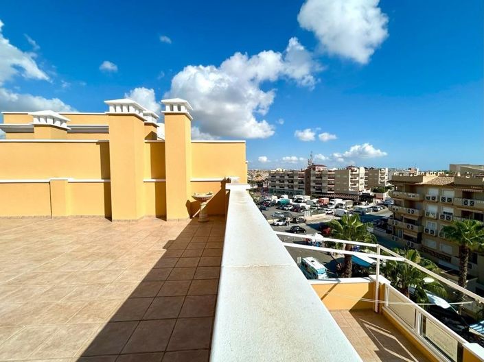 Image No.28-3 Bed Apartment for sale