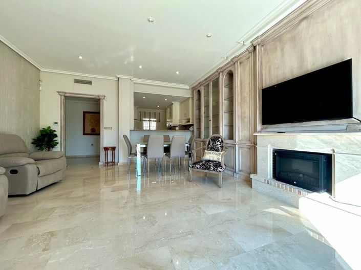 Image No.7-3 Bed Apartment for sale