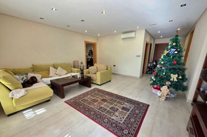 Image No.3-Villa de 5 chambres à vendre à Orihuela Costa