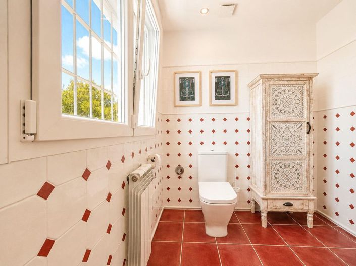 Image No.19-4 Bed Villa for sale