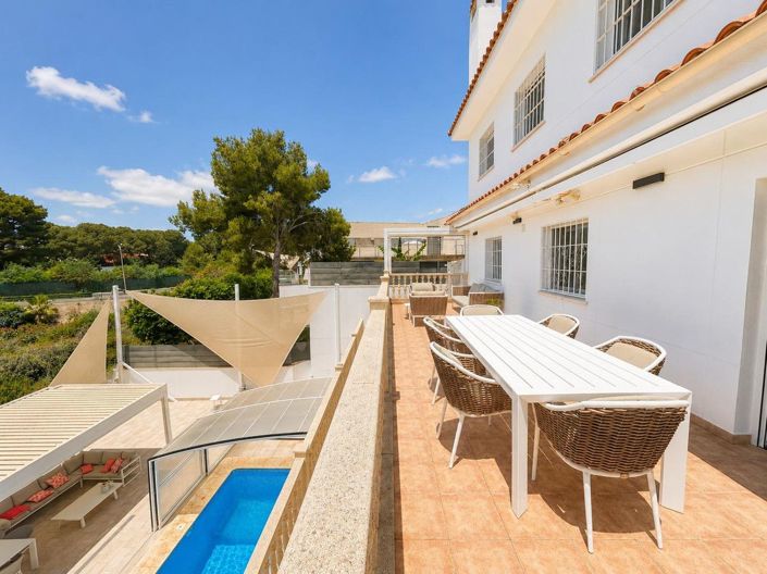 Image No.43-4 Bed Villa for sale