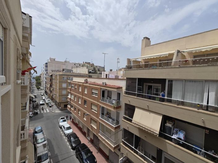 Image No.13-2 Bed Apartment for sale