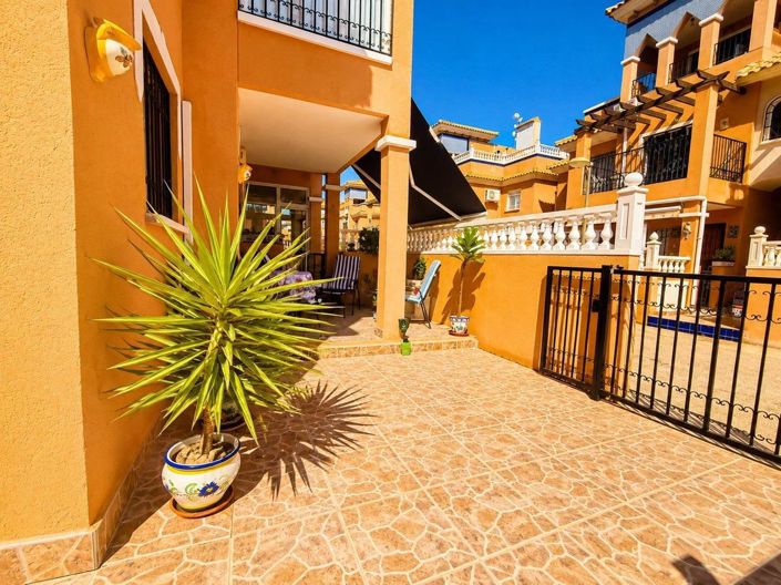 Image No.21-Villa de 2 chambres à vendre à Orihuela Costa