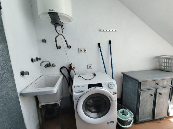 Image No.27-3 Bed House for sale