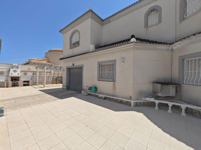 Image No.10-Villa de 3 chambres à vendre à Torrevieja