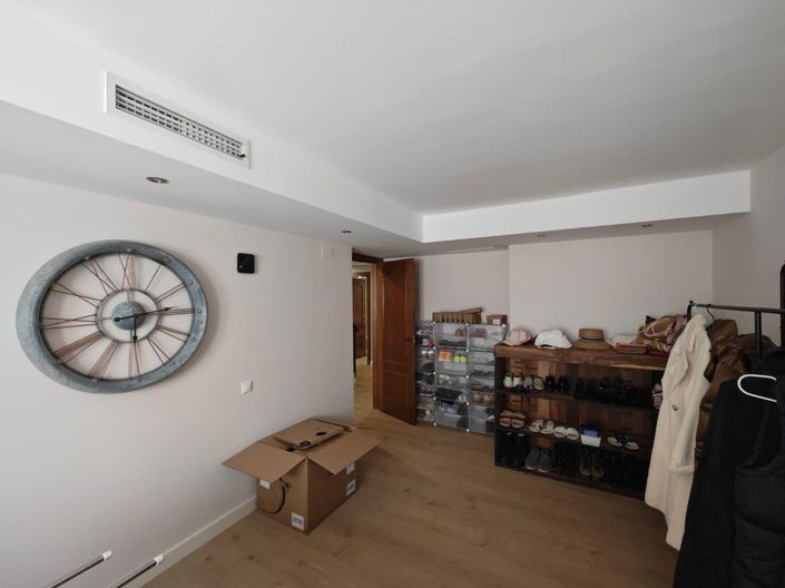 Image No.15-4 Bed Villa for sale