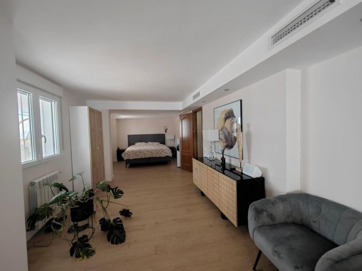 Image No.20-4 Bed Villa for sale