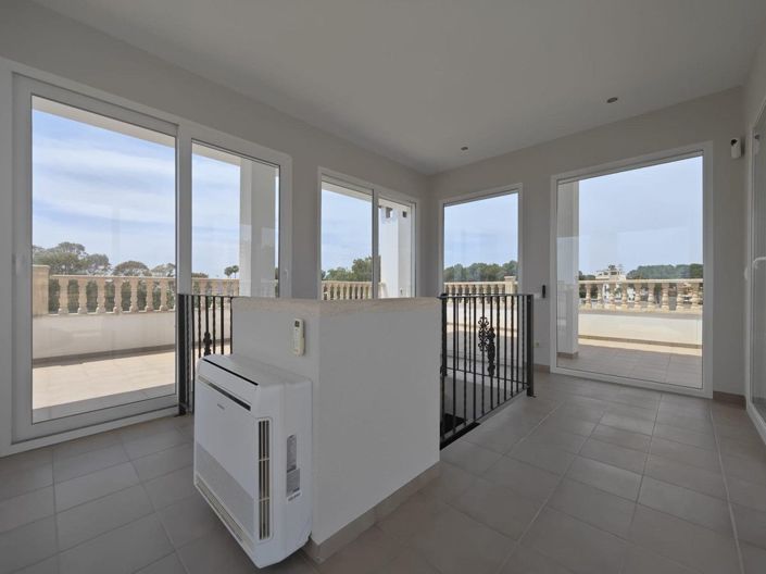 Image No.39-4 Bed Villa for sale