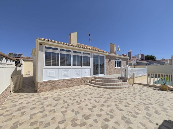 Image No.9-Villa de 2 chambres à vendre à Orihuela Costa