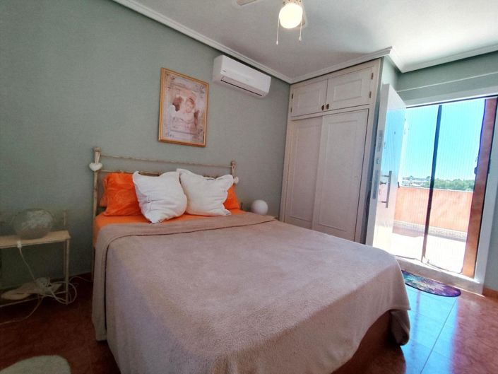 Image No.26-Villa de 4 chambres à vendre à Orihuela Costa