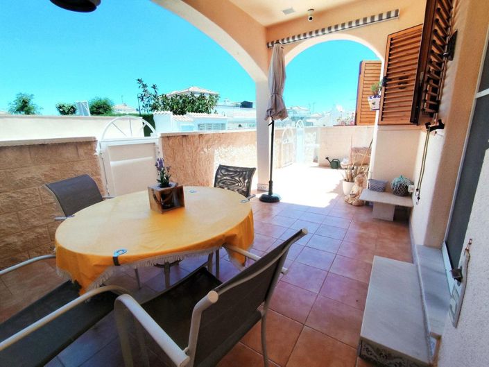 Image No.8-Villa de 4 chambres à vendre à Orihuela Costa