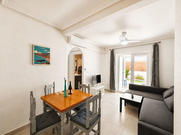 Image No.9-Villa de 2 chambres à vendre à Cabo Roig