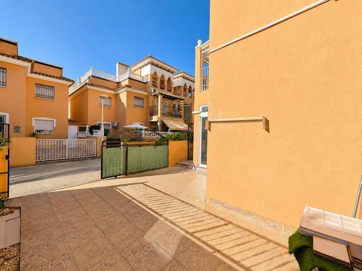 Image No.3-Appartement de 2 chambres à vendre à Orihuela Costa
