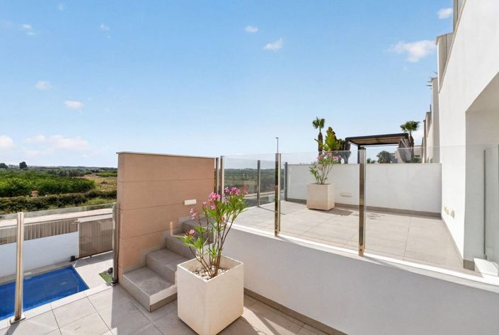 Image No.32-3 Bed Villa for sale
