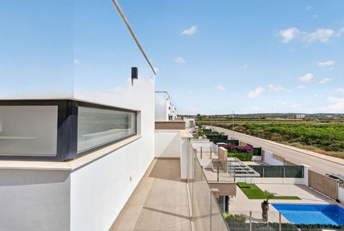 Image No.41-3 Bed Villa for sale