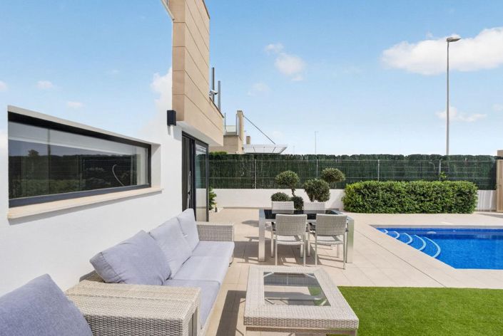 Image No.6-3 Bed Villa for sale