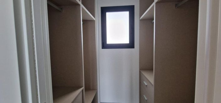 Image No.27-3 Bed Apartment for sale
