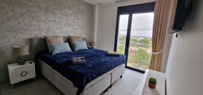 Image No.30-3 Bed Apartment for sale