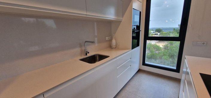Image No.6-3 Bed Apartment for sale