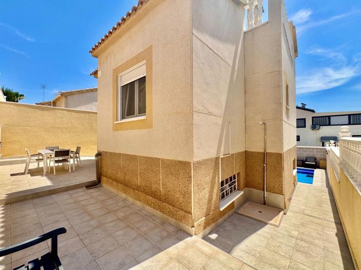 Image No.21-Villa de 2 chambres à vendre à Orihuela Costa