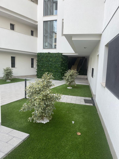Image No.37-2 Bed Apartment for sale