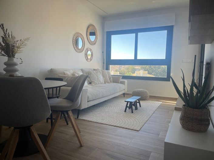 Image No.8-2 Bed Apartment for sale