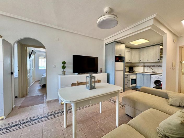 Image No.3-Appartement de 2 chambres à vendre à Torrevieja