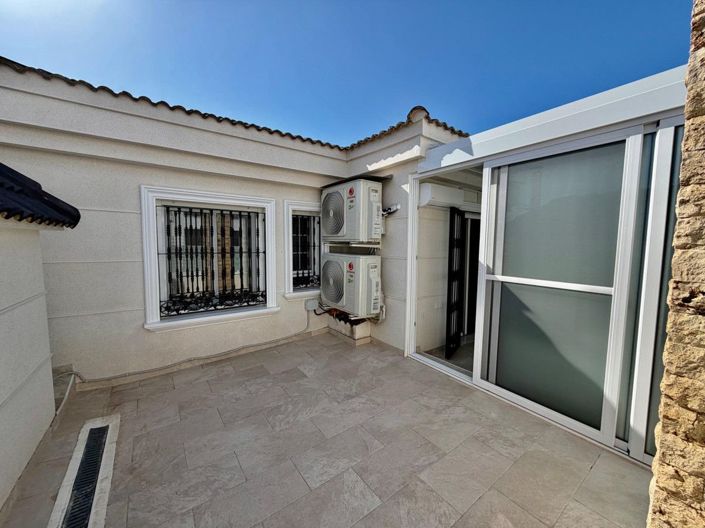 Image No.35-Villa de 4 chambres à vendre à Orihuela Costa