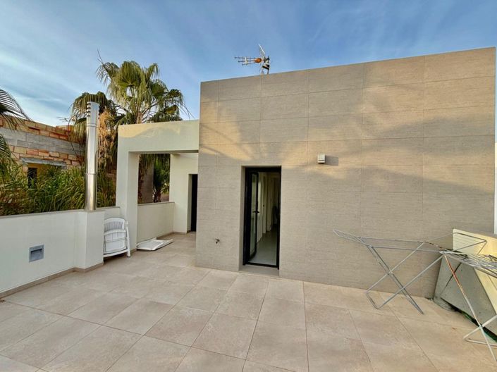 Image No.22-3 Bed Villa for sale
