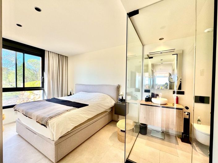 Image No.6-3 Bed Apartment for sale