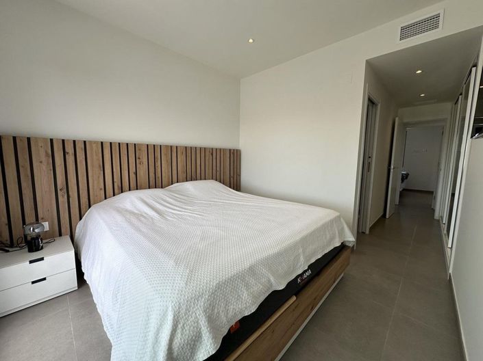 Image No.23-2 Bed Apartment for sale
