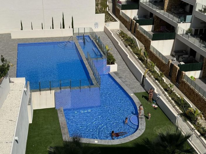 Image No.8-2 Bed Apartment for sale
