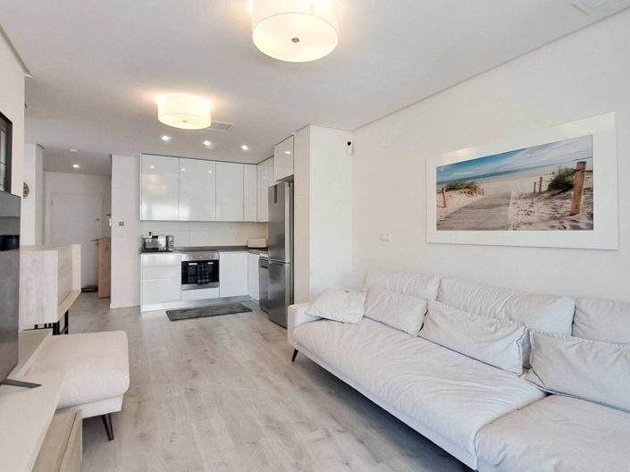 Image No.22-3 Bed Apartment for sale