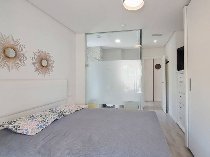 Image No.27-3 Bed Apartment for sale