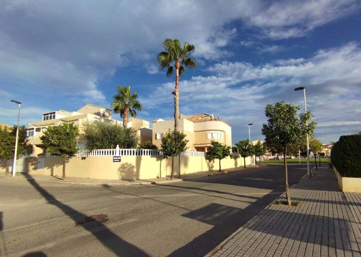 Image No.27-6 Bed Villa for sale