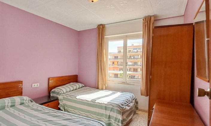 Image No.21-3 Bed Apartment for sale