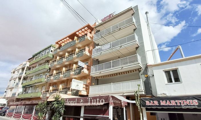 Image No.26-3 Bed Apartment for sale