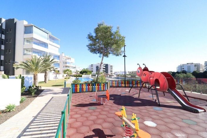Image No.28-3 Bed Apartment for sale