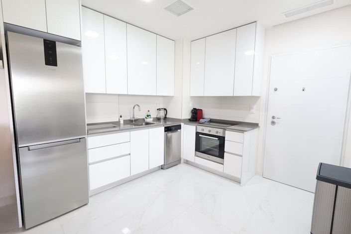 Image No.7-3 Bed Apartment for sale