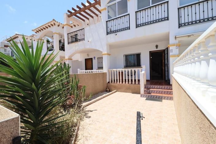 Image No.3-Appartement de 2 chambres à vendre à Orihuela Costa
