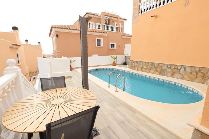 Image No.28-Villa de 5 chambres à vendre à Orihuela Costa