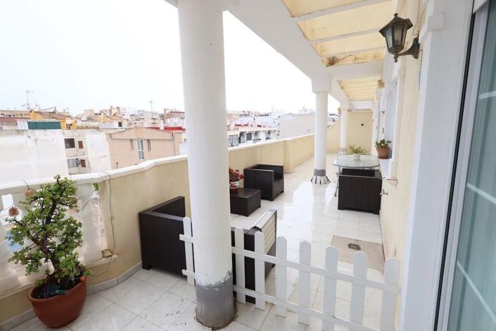 Image No.12-3 Bed Apartment for sale
