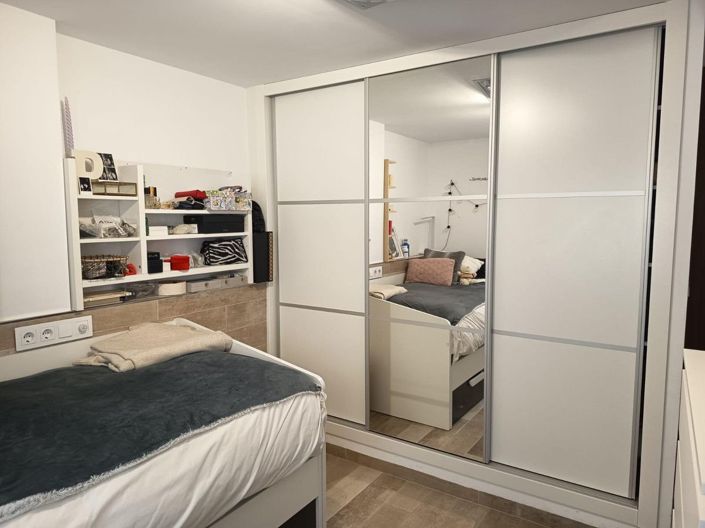 Image No.15-4 Bed Apartment for sale