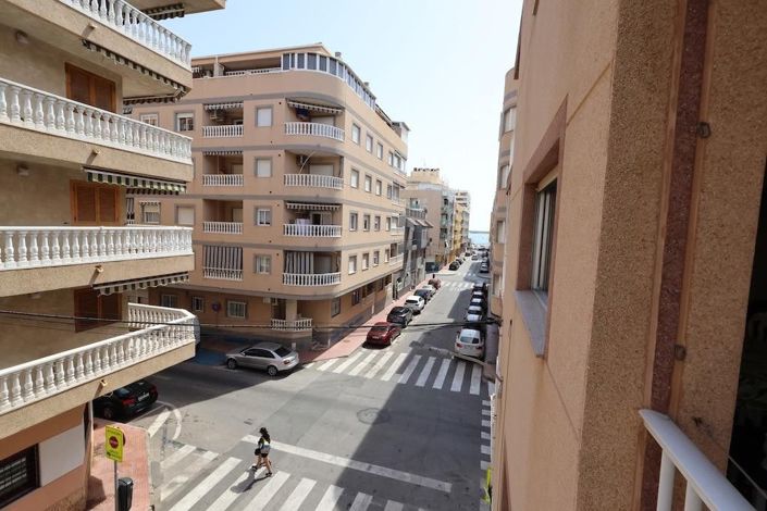 Image No.2-Appartement de 3 chambres à vendre à Torrevieja