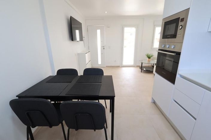 Image No.9-2 Bed Villa for sale