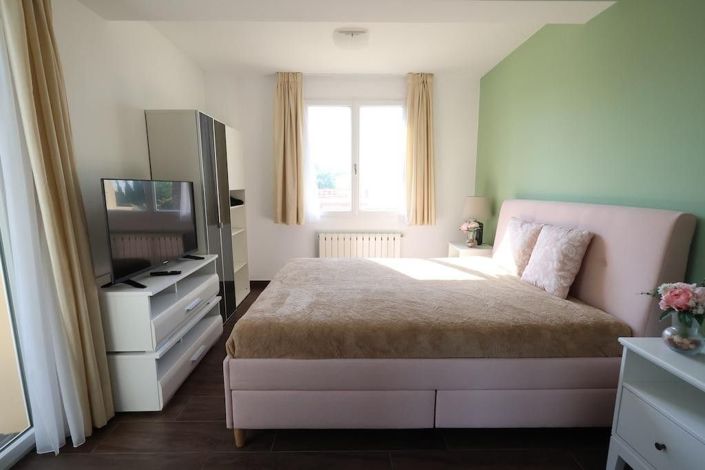Image No.20-4 Bed Villa for sale