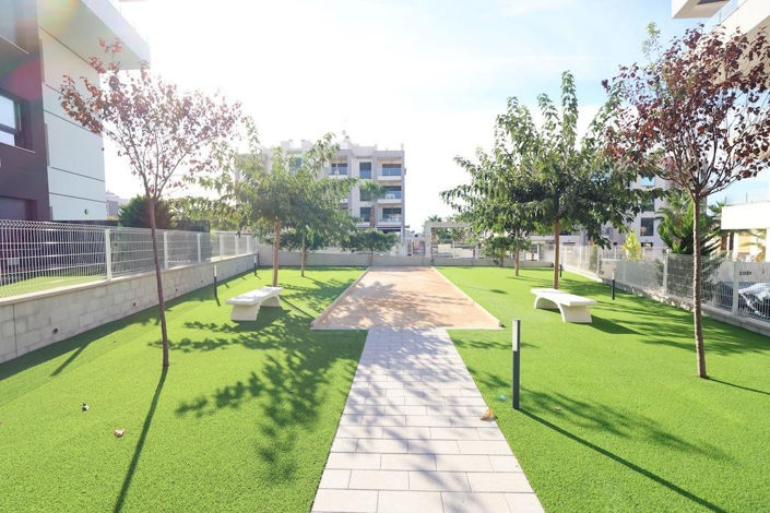 Image No.22-2 Bed Apartment for sale