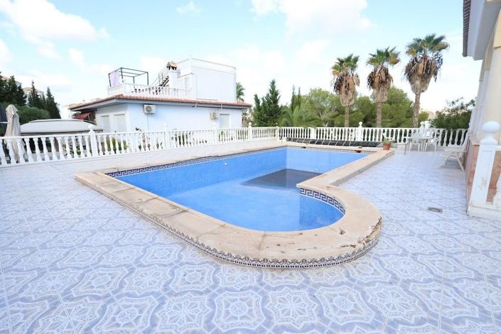 Image No.28-Villa de 5 chambres à vendre à Orihuela Costa