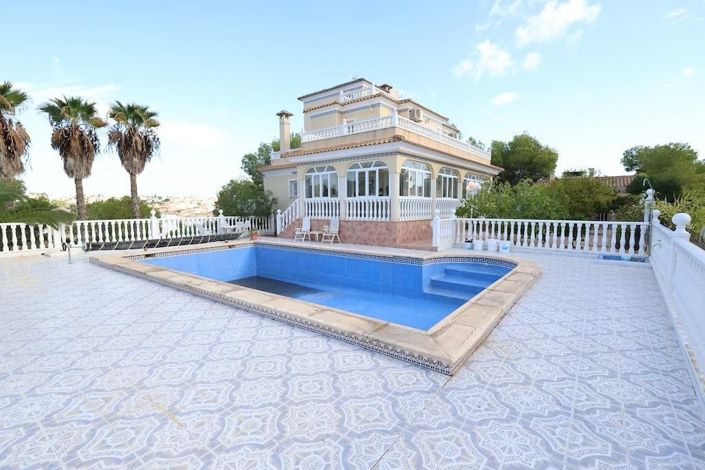 Image No.29-Villa de 5 chambres à vendre à Orihuela Costa
